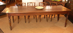 Hauser-Antiqutäten - Schaufenster